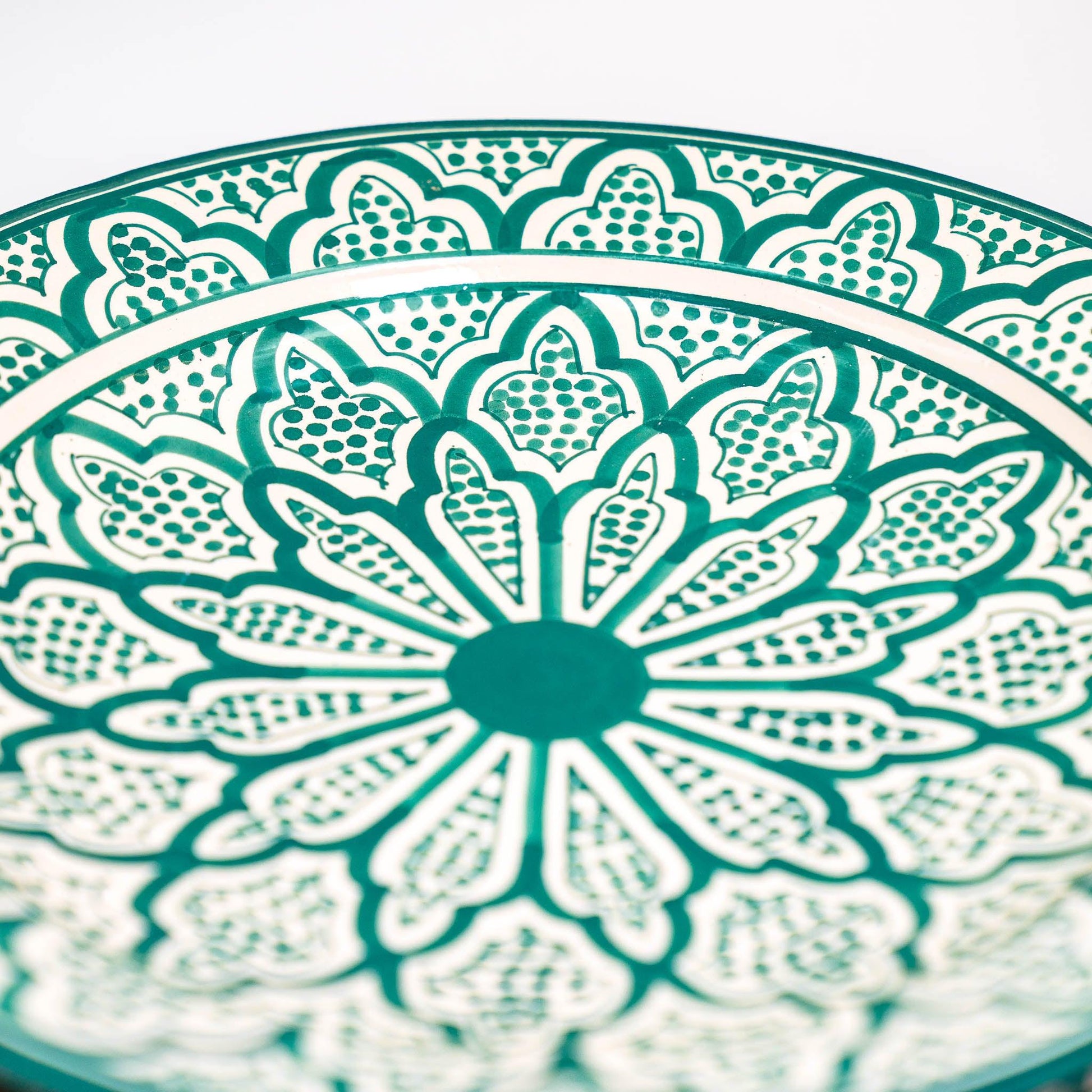 Plate Khmisa Green 25.5cm - safi home design
